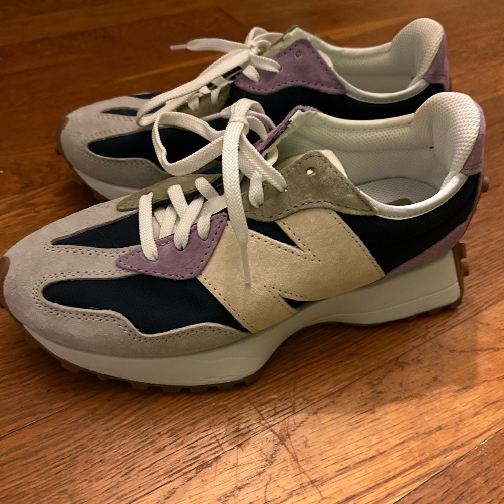 Women’s New Balance 547